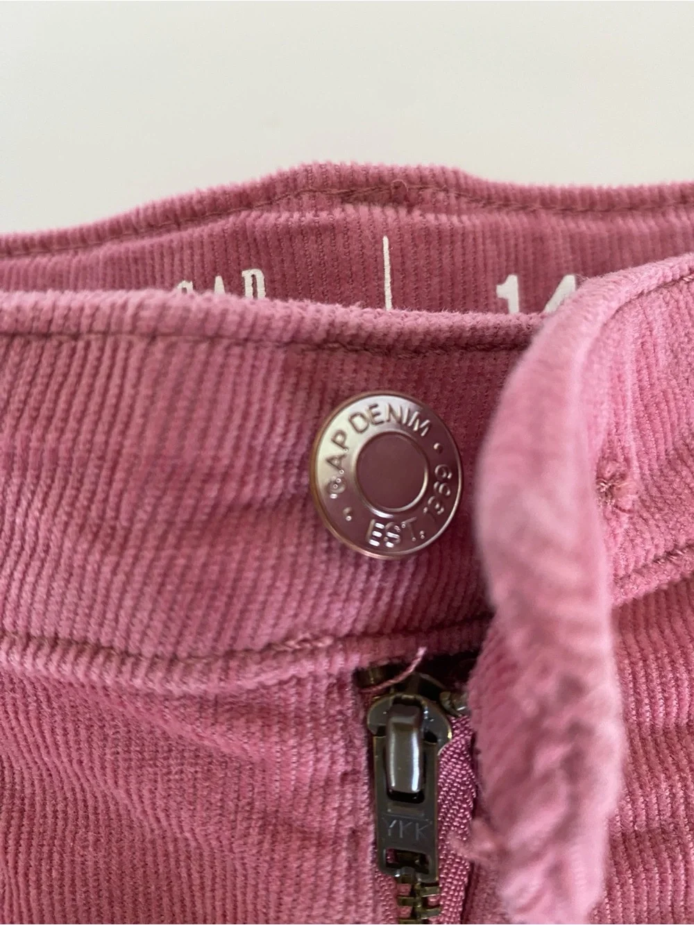 GAP super cute